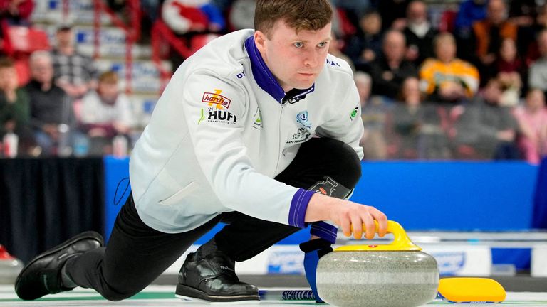 Mouat son Olimpiyatlarda en üst basamağa yükseldi. Resim: Reuters