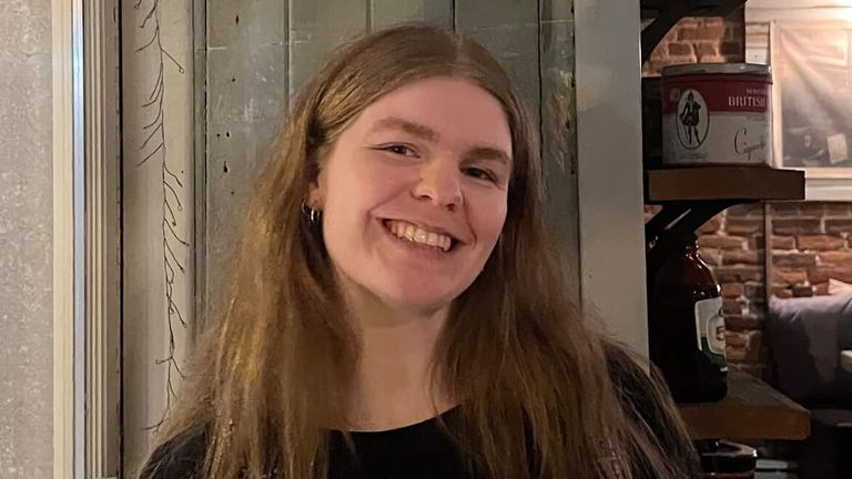 Hetty, internette inançla ilgili daha fazla tartışma fark etmediğini söylüyor