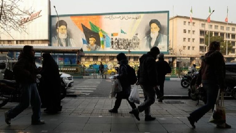 Pomimo spekulacji doszłoby do upadku reżimu klerykalnego, który przetrwał protesty