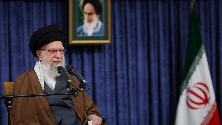 O líder supremo do Irã, aiatolá Ali Khamenei, admitiu que milhares de manifestantes foram mortos. Foto: Reuters