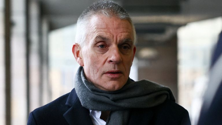 Görevden ayrılan genel müdür Tim Davie önümüzdeki hafta ayrılıyor. Resim: Reuters