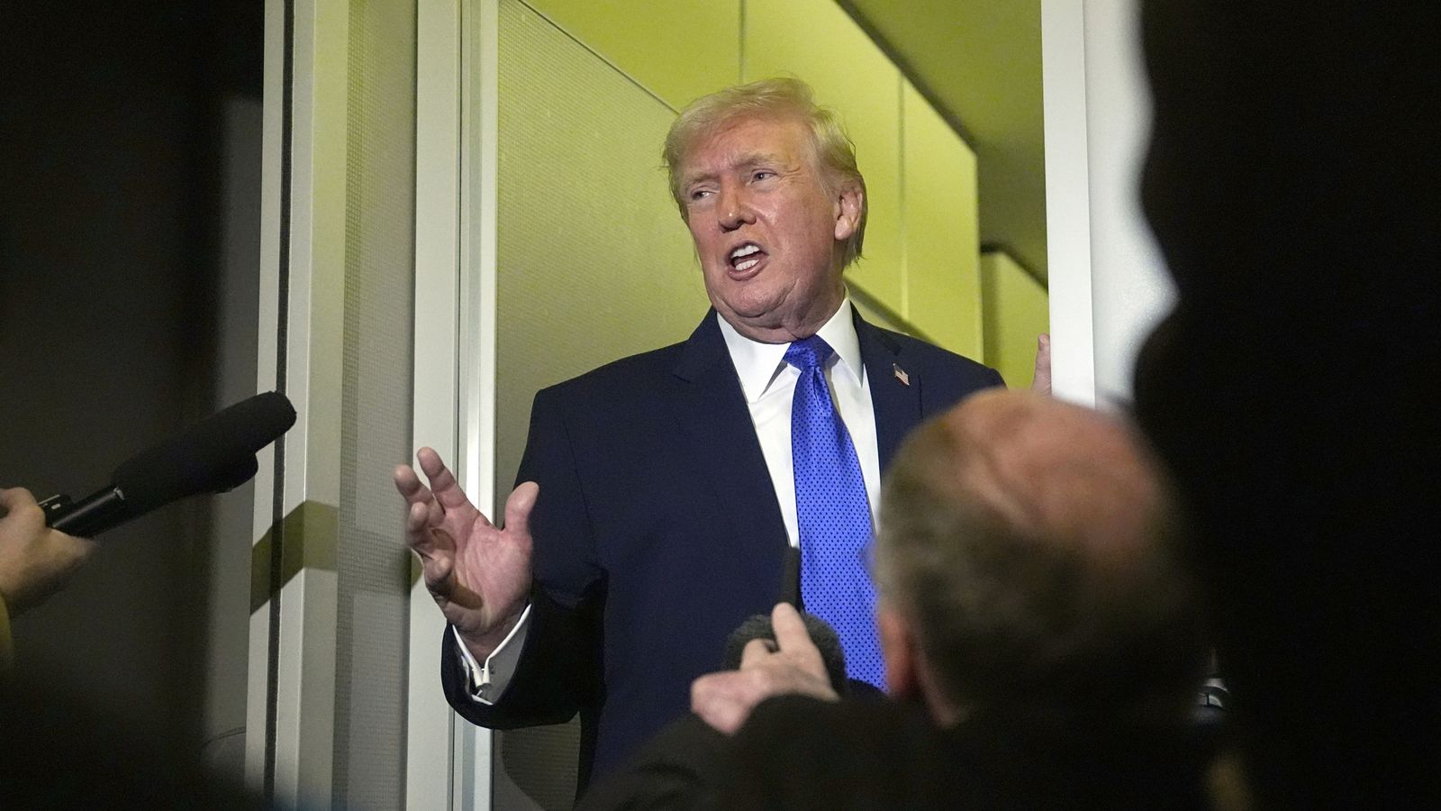 Donald Trump tells Keir Starmer 'do not give away Diego Garcia' in fresh attack on Chagos Islands deal