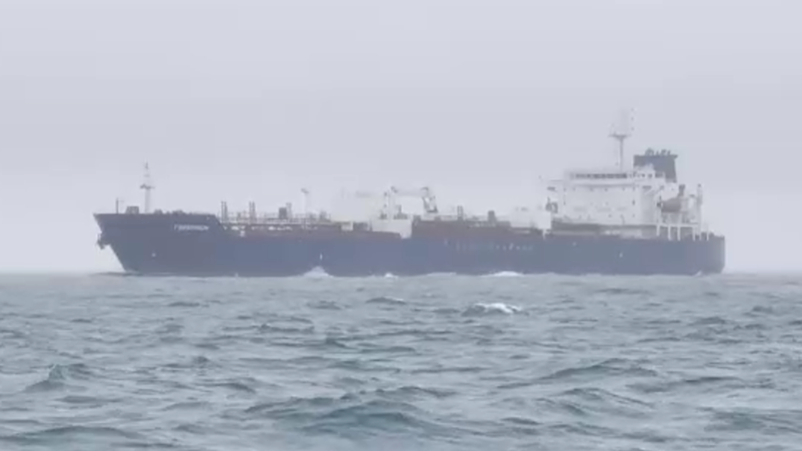 On the trail of Putin's 'shadow fleet' defying sanctions in the English Channel