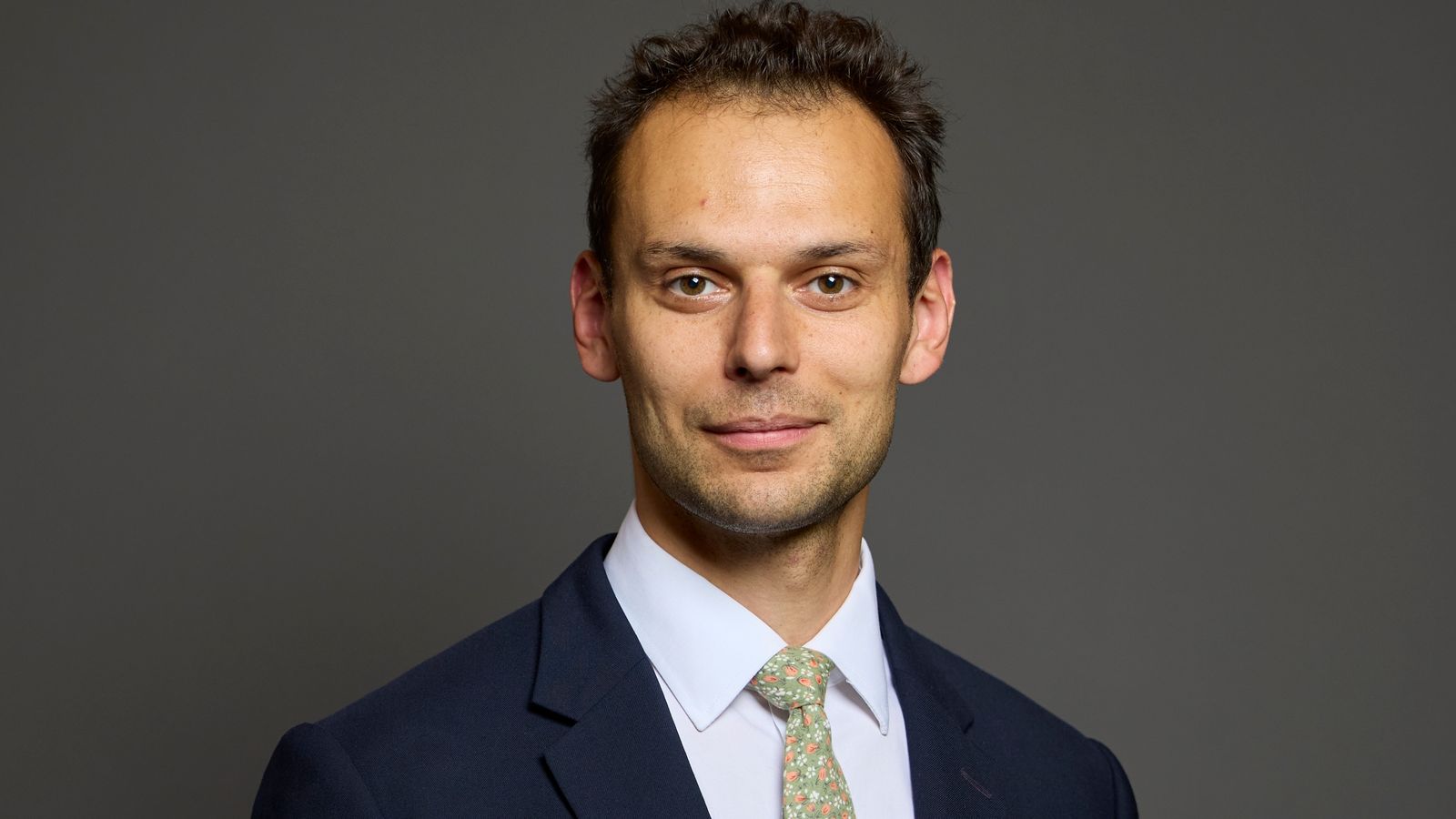 Josh Simons resigns as minister after controversy over information gathered on journalists