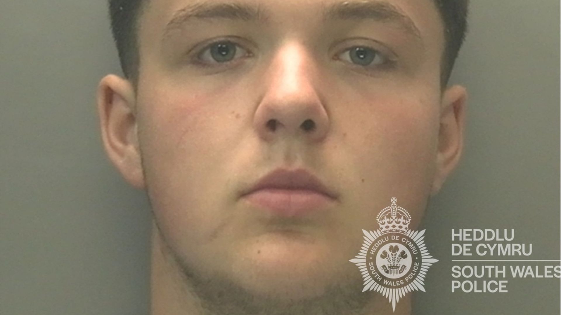 Teenagers jailed for murder after 'kind' dad stabbed in heart during racist attack