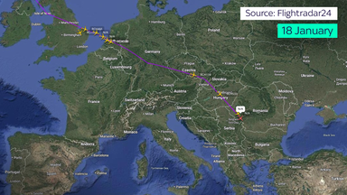 نقشه نشان‌دهنده حرکت هواپیماهای آمریکا