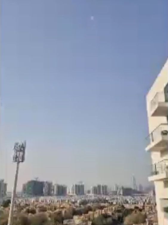 In de wijk Jumeirah in Dubai werd een raket onderschept.