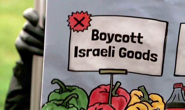 Police will not investigate activists going door-to-door asking people to stop buying Israeli products