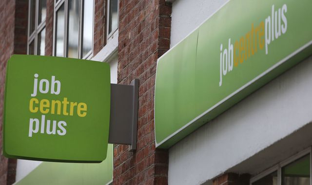 Private sector wage growth hits six year low - falling below 3%