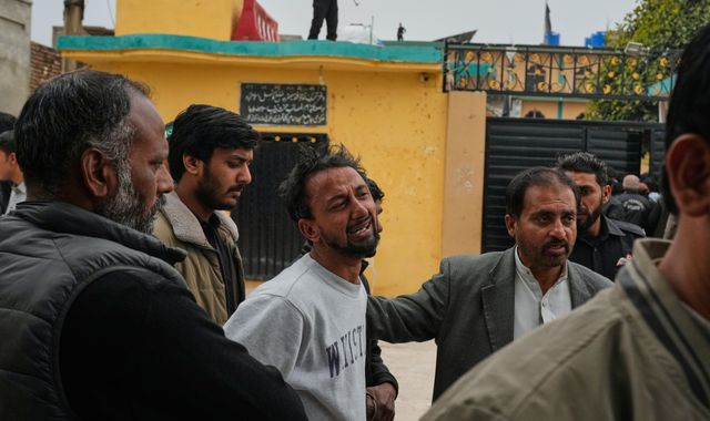 Pakistan suicide bombing leaves at least 31 dead and 169 injured