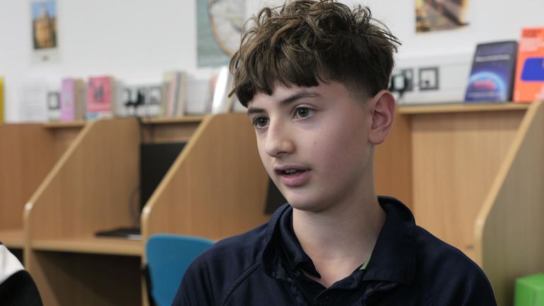 Caspar, kitap okumanın 'beni daha empatik hale getirdiğini' söylüyor