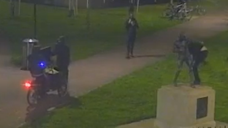 Pic: Metropolitan Police
