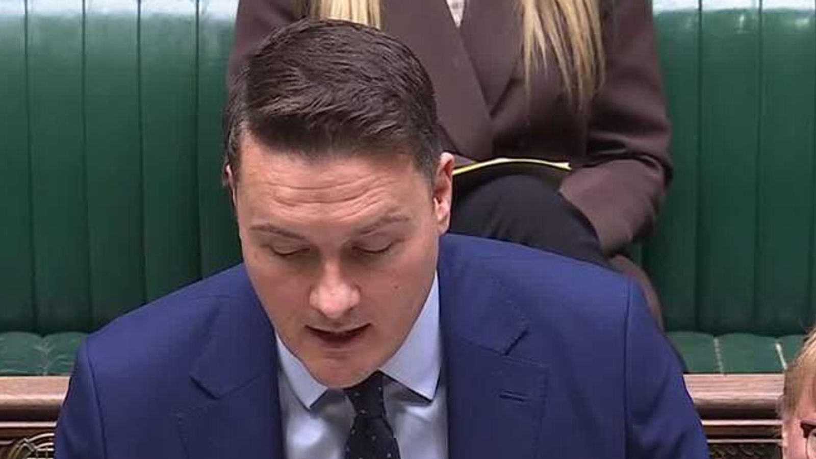 Health sec gives update on 'unprecedented' meningitis outbreak