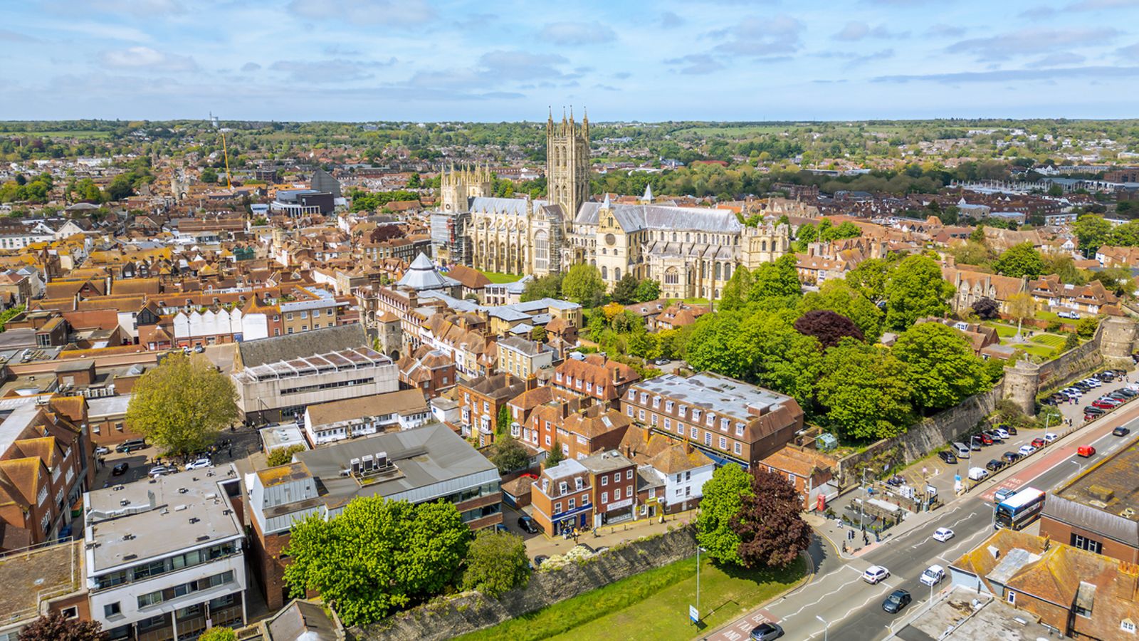 Two people die in meningitis outbreak in Kent | UK News   news.sky.com