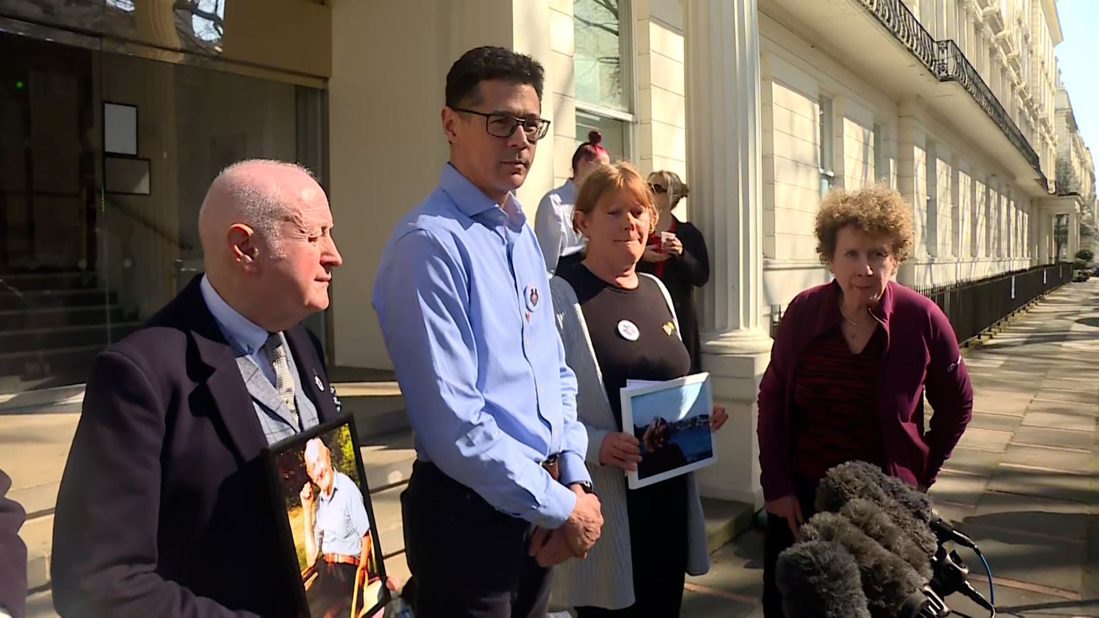 Healthcare workers ‘left traumatised’ by govt's incompetence