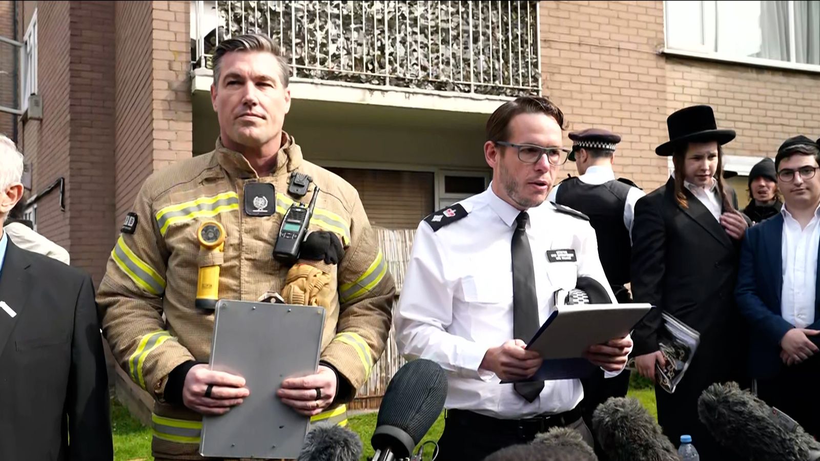 Police looking for three suspects in Golders Green arson