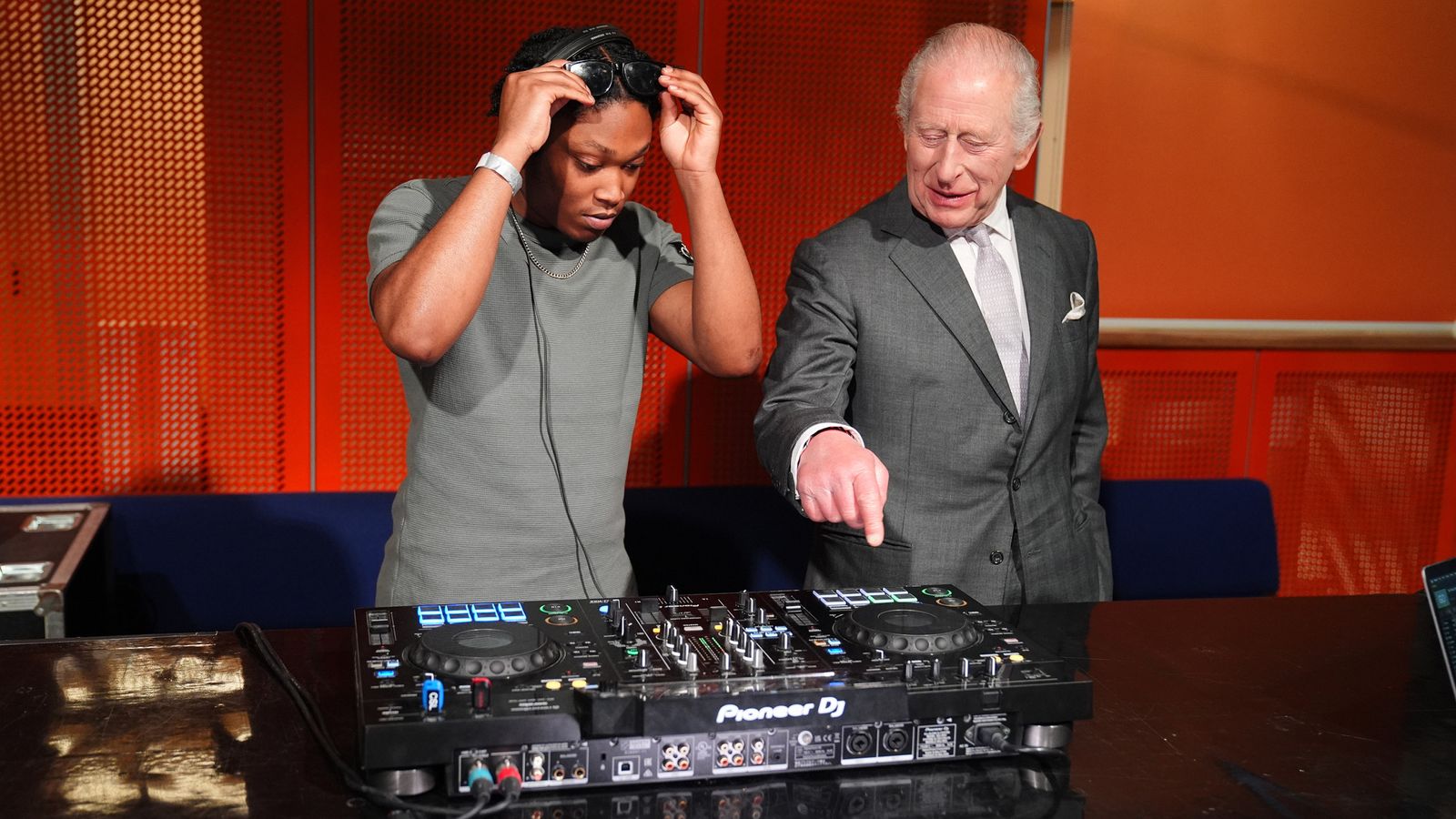 King hits the decks to try his hand at DJing