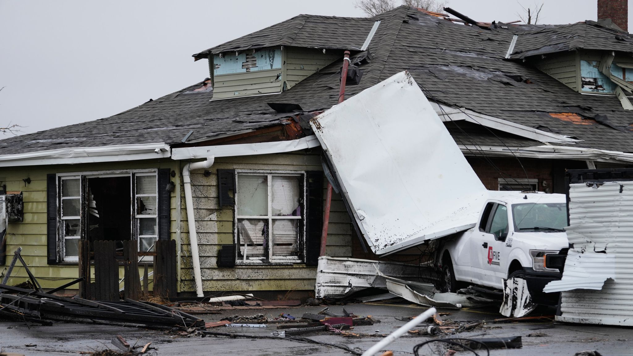 Tornadoes kill two in Indiana and rip through Illinois | US News | Sky News