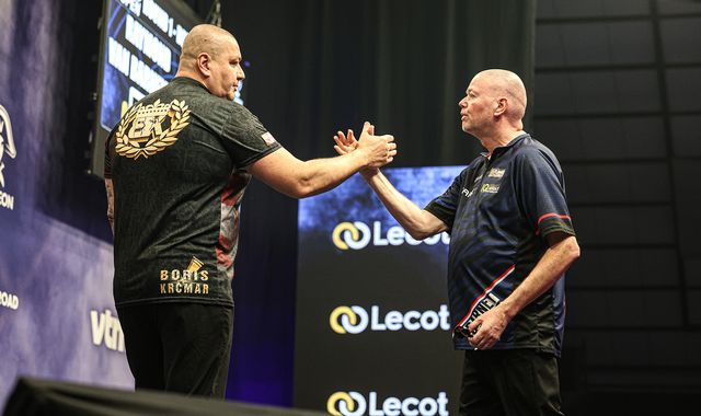 Belgian Darts Open: Former world champions Michael Smith and Raymond van Barneveld eliminated in first round