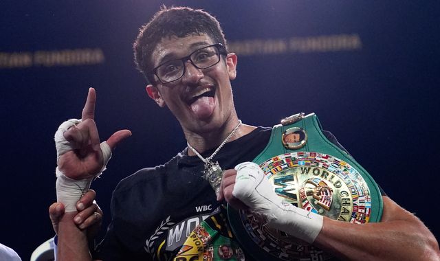 Sebastian Fundora demolishes Keith Thurman in Las Vegas to retain WBC super-welterweight title