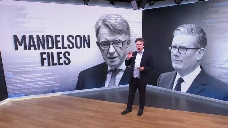 Protesters separated by River Thames | News UK Video News | Sky News