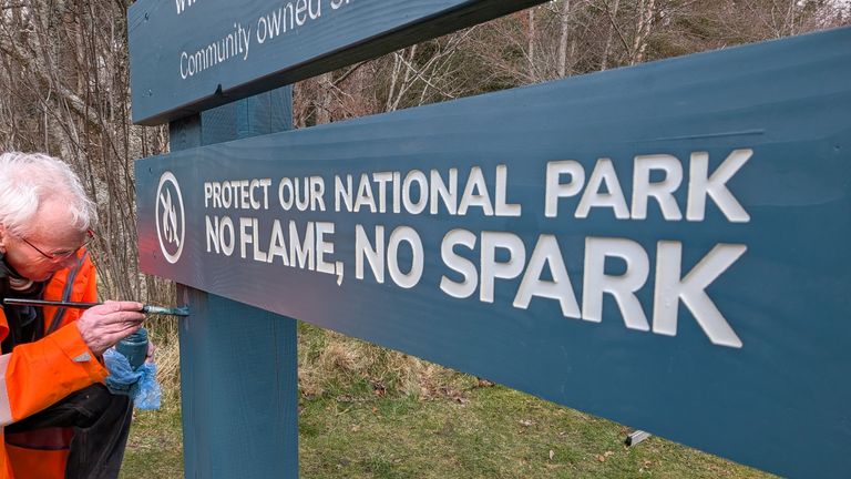 Byelaw signage being put up at Glenmore Visitor Centre. Pic: Rosalyn Watson