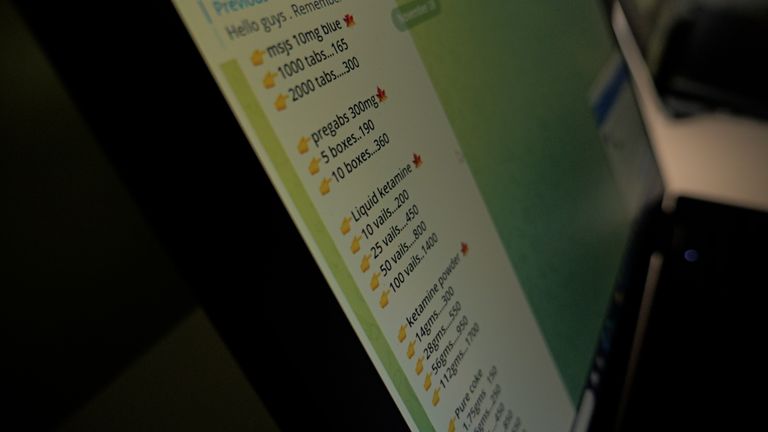 Online gangs curate drugs menus and ask for reviews