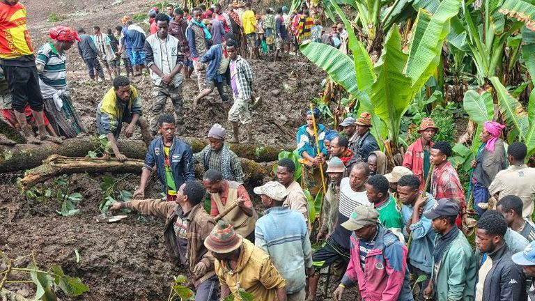 Deadly Landslides in Ethiopia Kill 80, Many Missing Amid East Africa Floods