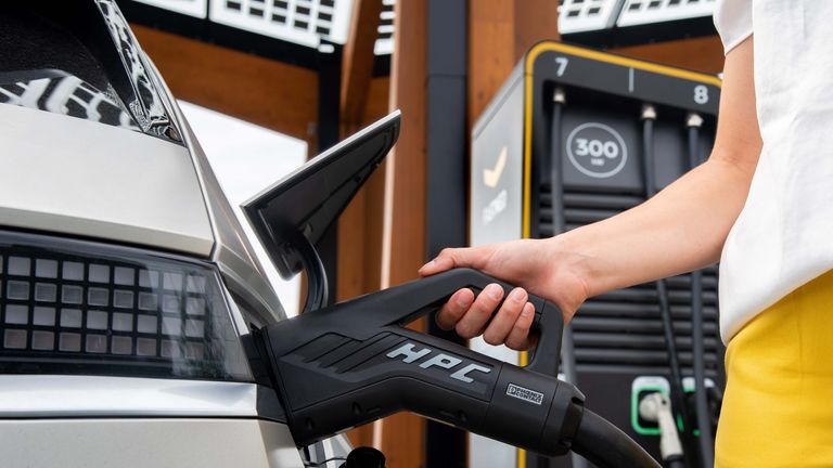 EV Charger Firms Warn of Rising Costs for Drivers Amid Energy Bill Surge