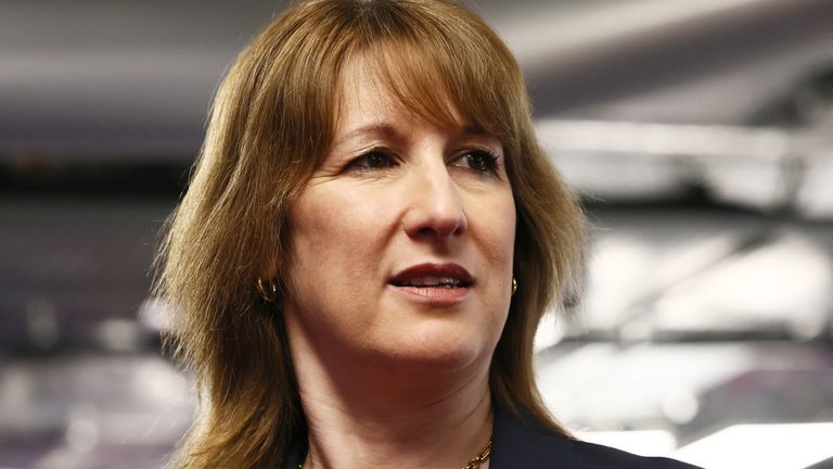 Chancellor Reeves Gambles on Gulf Conflict Easing as Energy Prices Soar