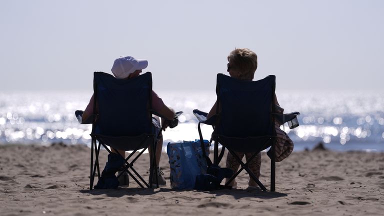 Met Office Warns of 'Cold Plunge' and Snow After Warmest Day of 2026