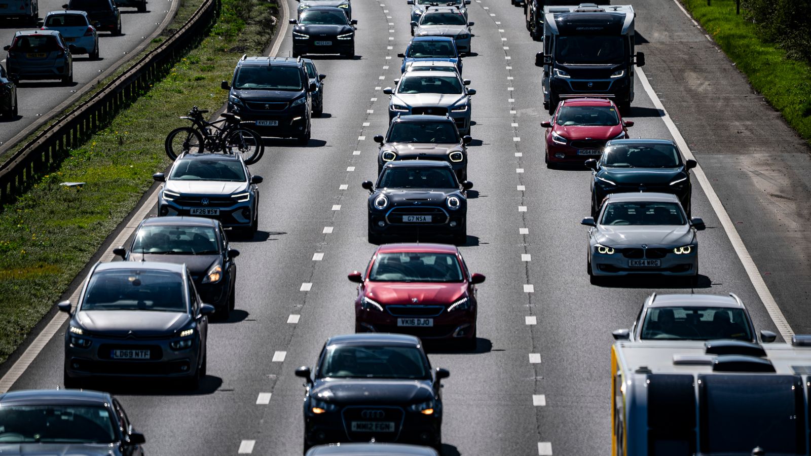 Young driver crashes kill or injure 23,000 people in just five years