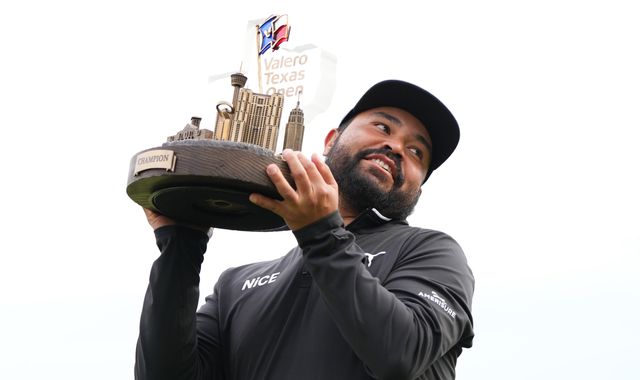 Valero Texas Open: JJ Spaun clinches title after Robert MacIntyre fails to force play-off on final hole
