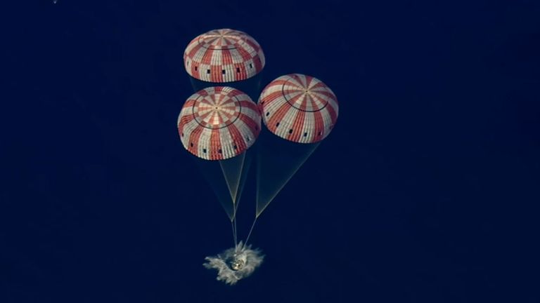 Splashdown! Artemis II crew return to Earth after historic moon mission ...