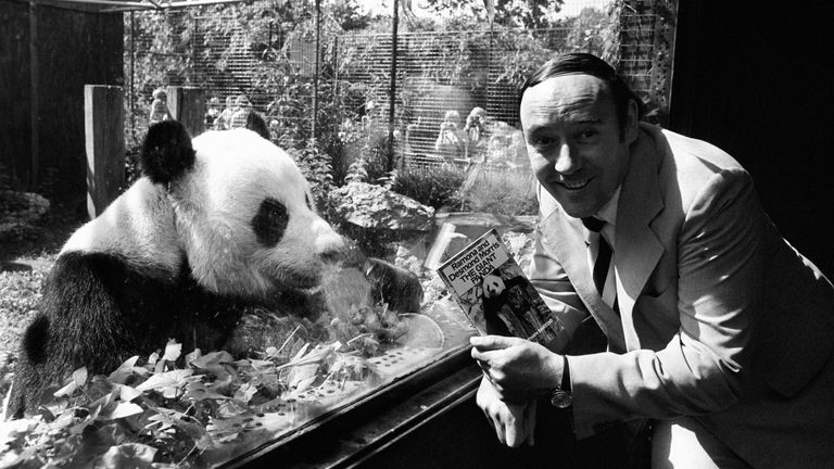 Morris at London Zoo in 1981. Pic: PA