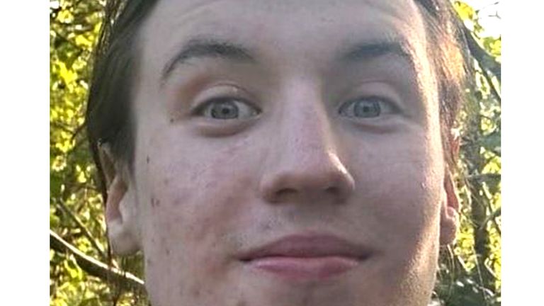 Two men arrested over fatal stabbing of 21-year-old in London's Primrose Hill | UK News | Sky News