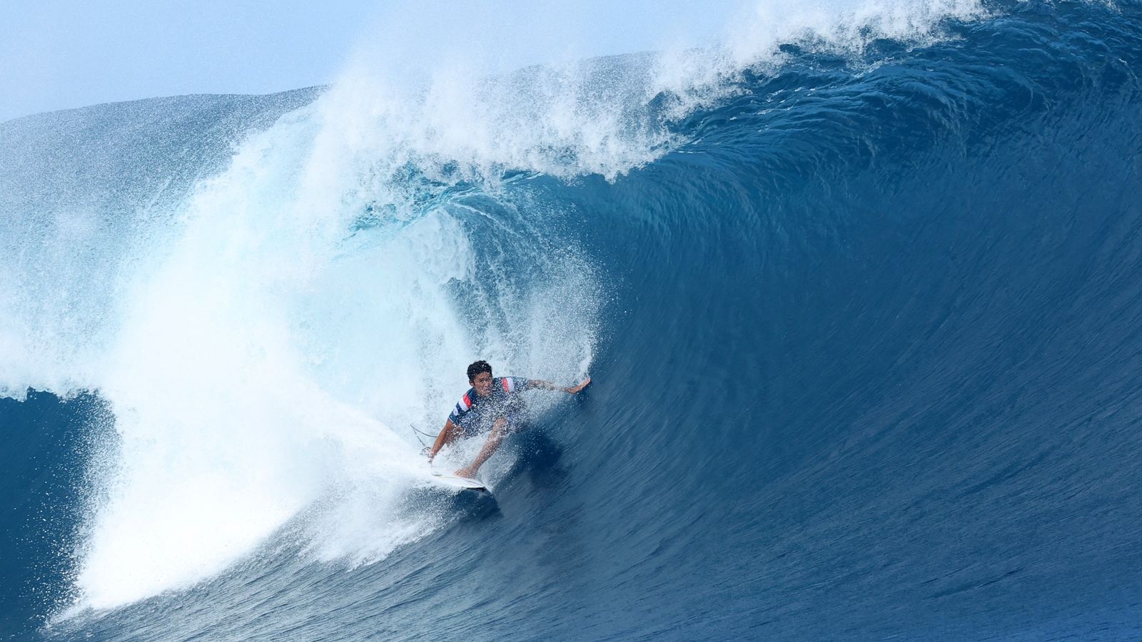 Surf competition halted after unknown sea creature bites photographer in 'scary' incident