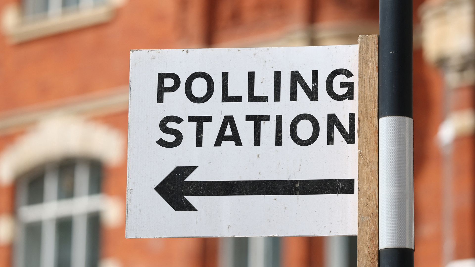 Polls open in Makerfield by-election
