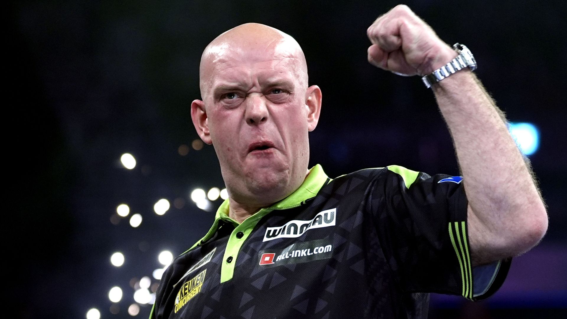 MVG starts World Series of Darts Finals defence against Ilagan