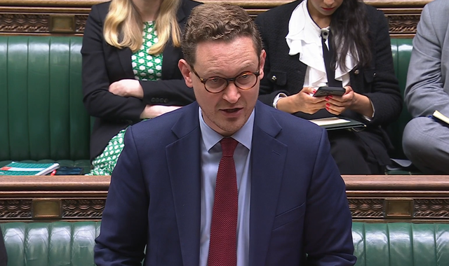 Labour row breaks out as prime minister's top aide meets female MPs over Mandelson messages