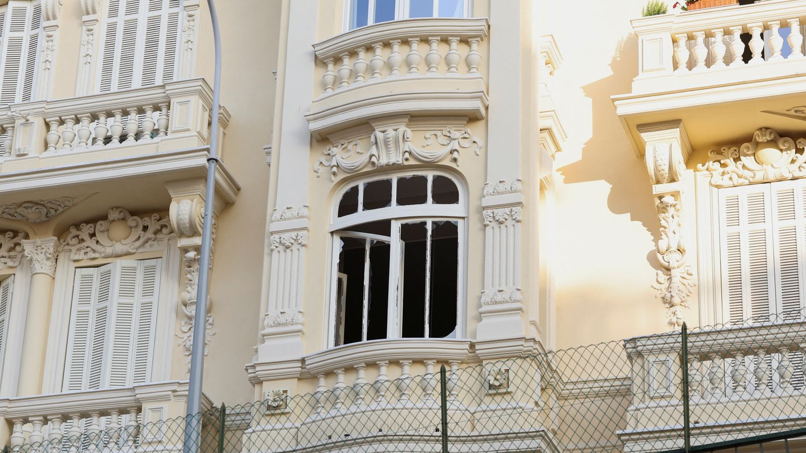 Makeshift bomb explodes in Monaco, with three seriously hurt