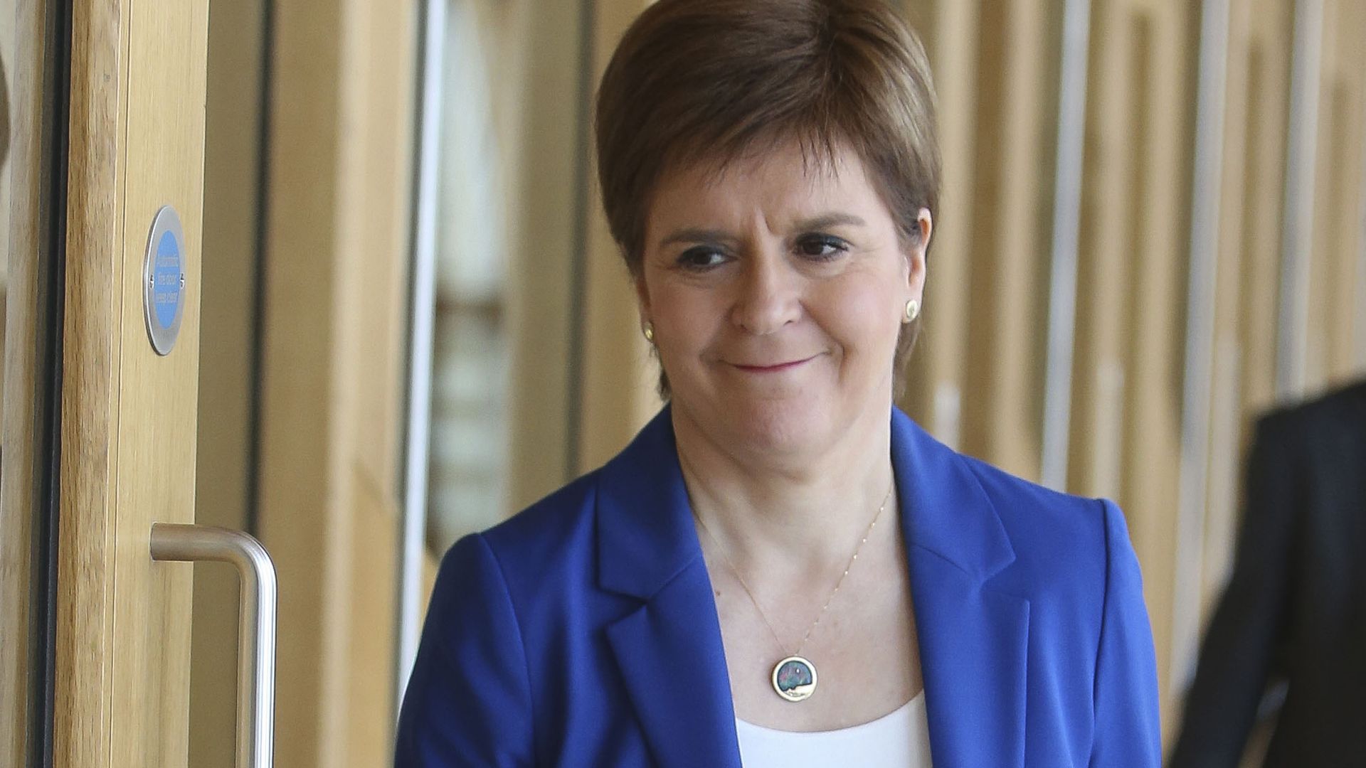 Swinney won't say whether Sturgeon should hand back Murrell 