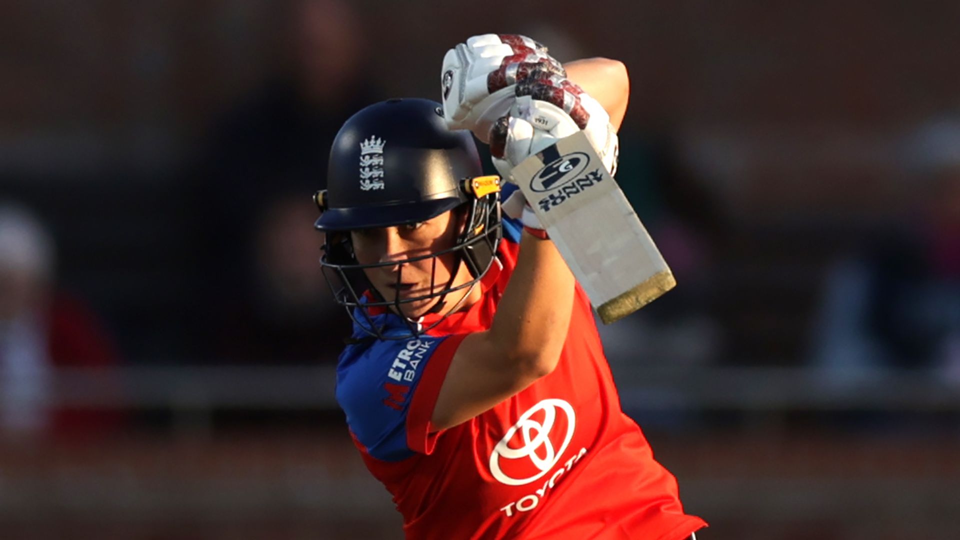 Knight and Capsey star as England seal series win over India
