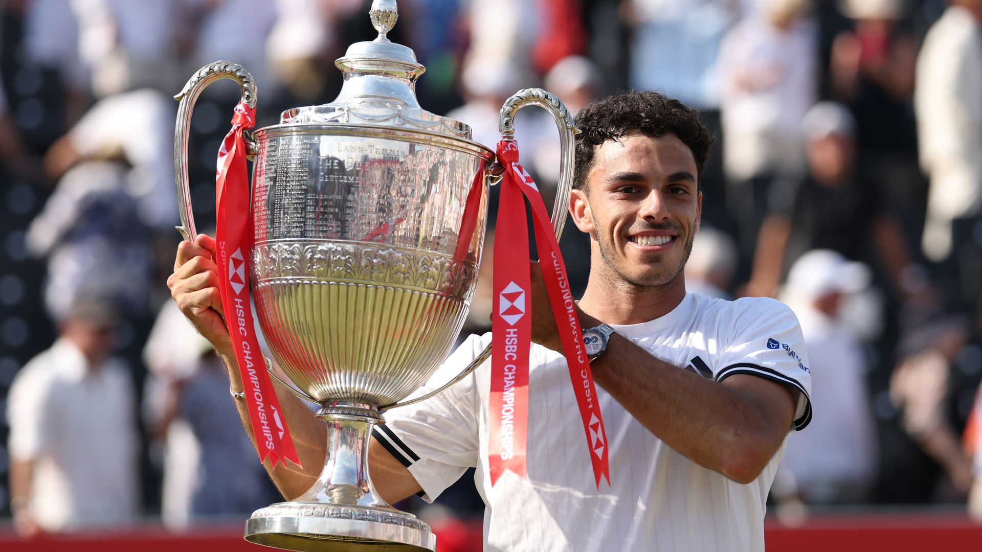 Cerundolo beats Paul to win Queen's title in longest-ever final
