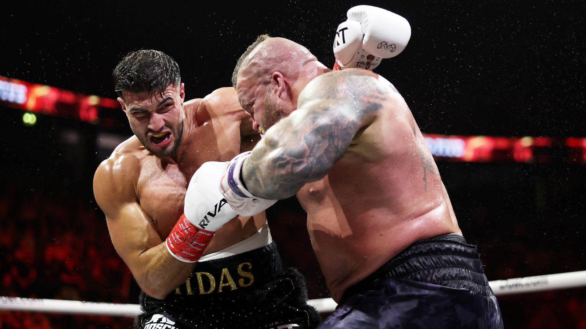 Fury beats former World's Strongest Man Hall by decision