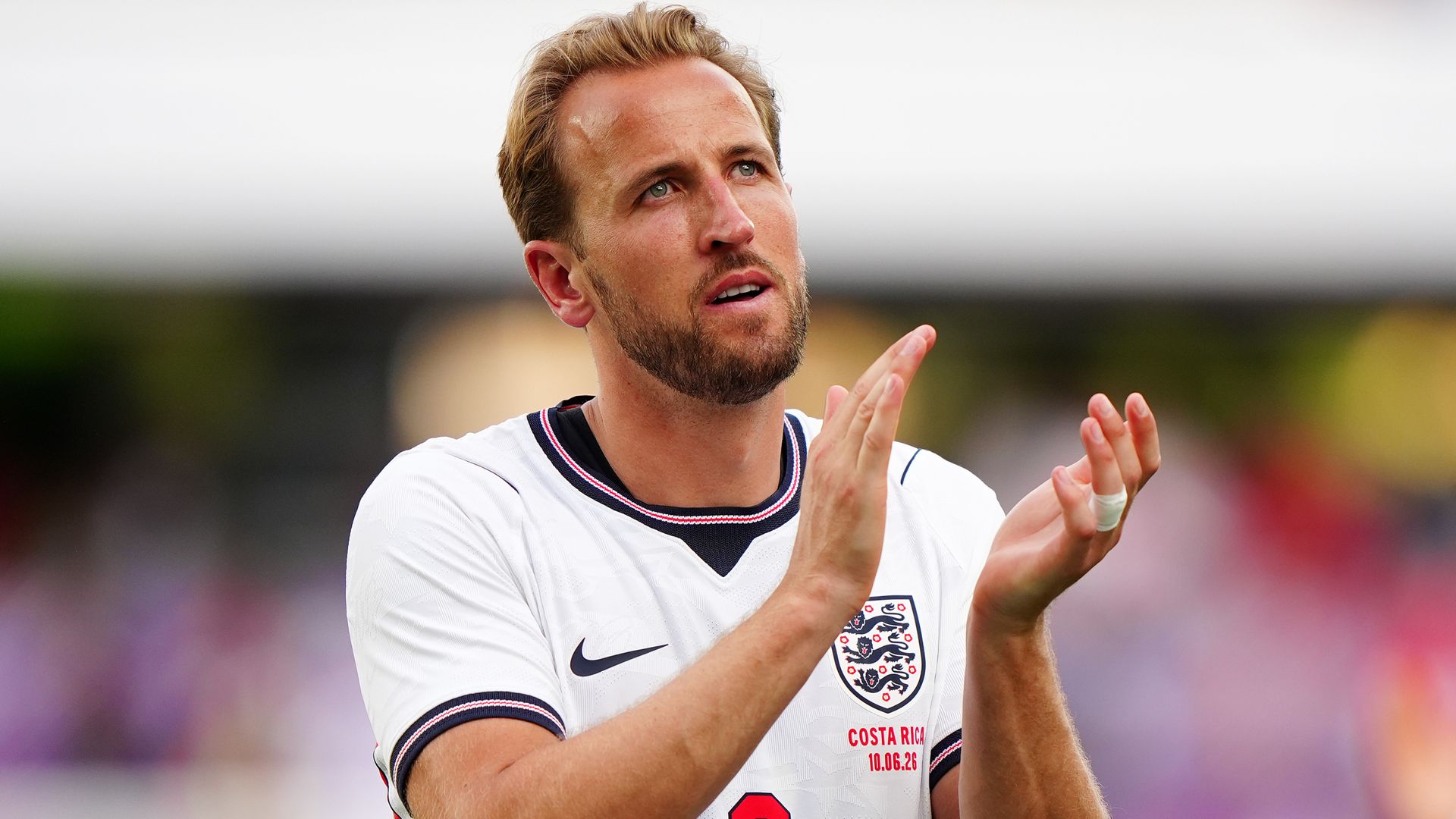 Neville: Kane is England's only world-class talent