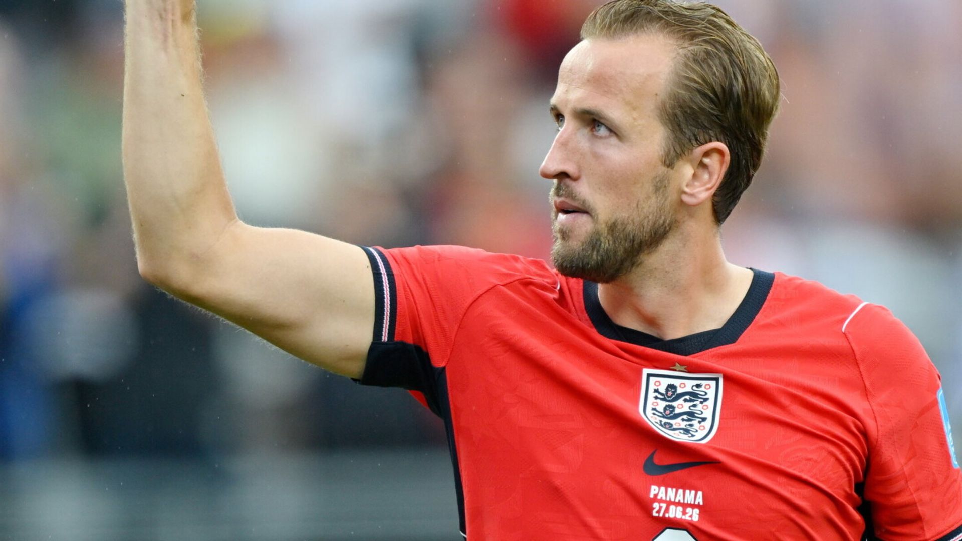 Barcelona interested in England captain Kane