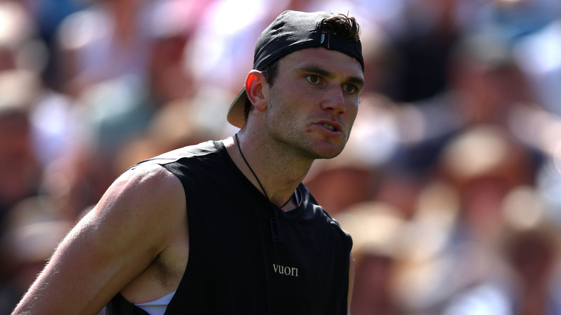 Draper wins opening match at Eastbourne under new coach Murray