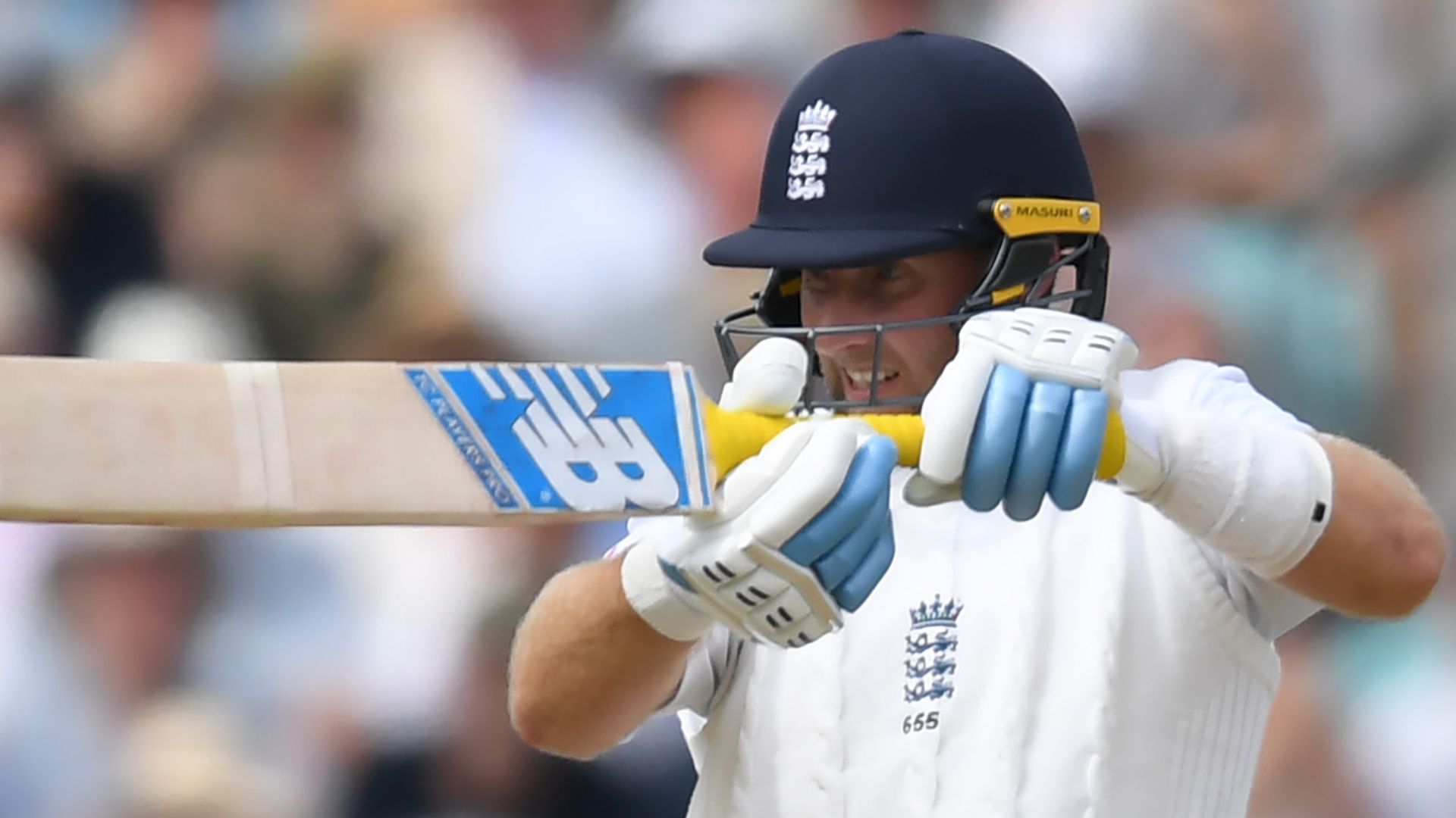 <a href='https://www.skysports.com/cricket/england-v-pakistan/scorecard/c2f248cf-f4cf-5338-8bf2-475060a6a70f'>Scorecard: England vs Pakistan, third Test</a>