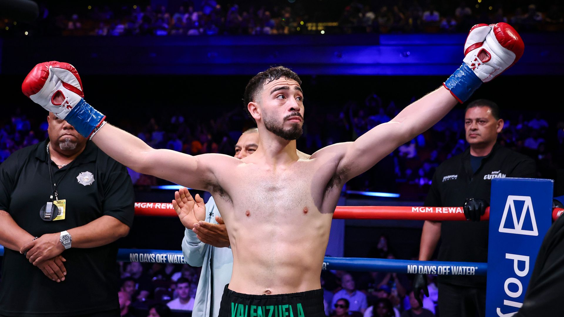 Valenzuela stuns De Los Santos with second-round knockout in rematch